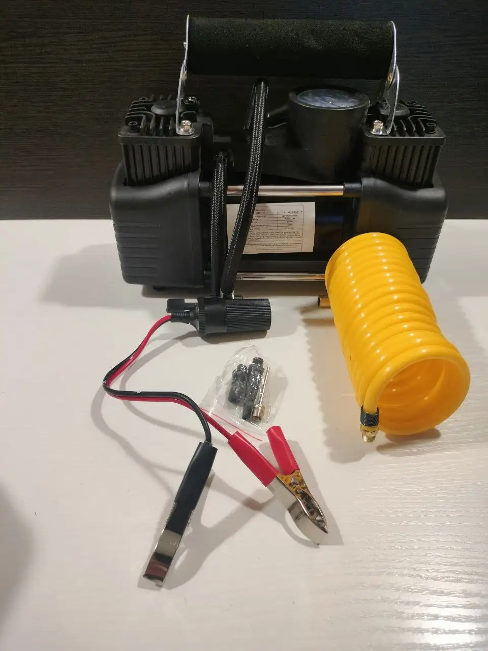 Компрессор автомобильный AWK 12V - Автоаксессуары (Авто) в Самара