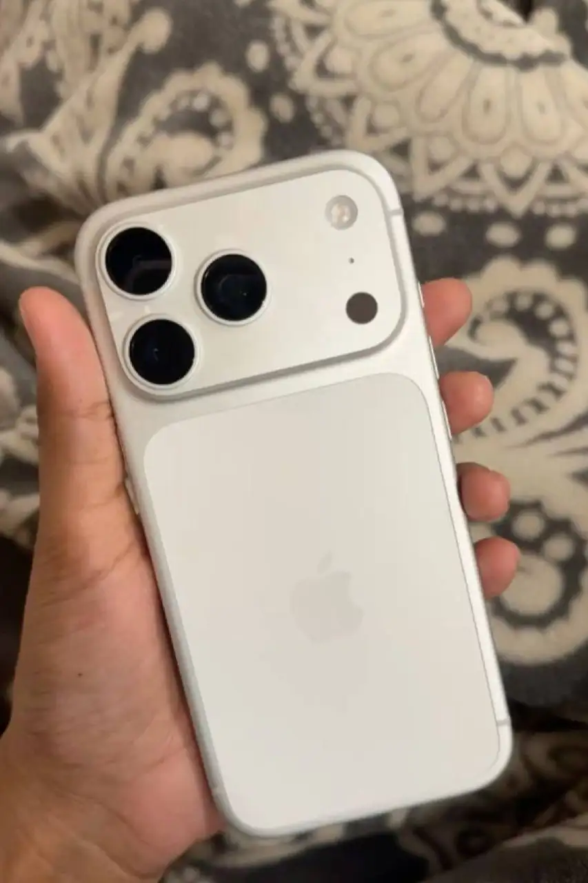 Продам iPhone 17 Pro 256GB белый - Смартфоны (Электроника) в Самара