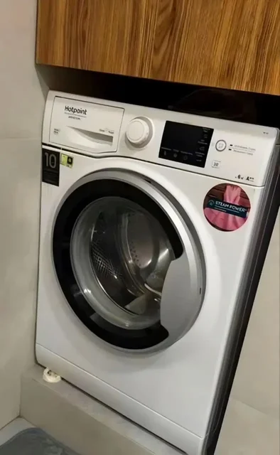 Стиральная машина Hotpoint-Ariston - Садовые украшения в Самара