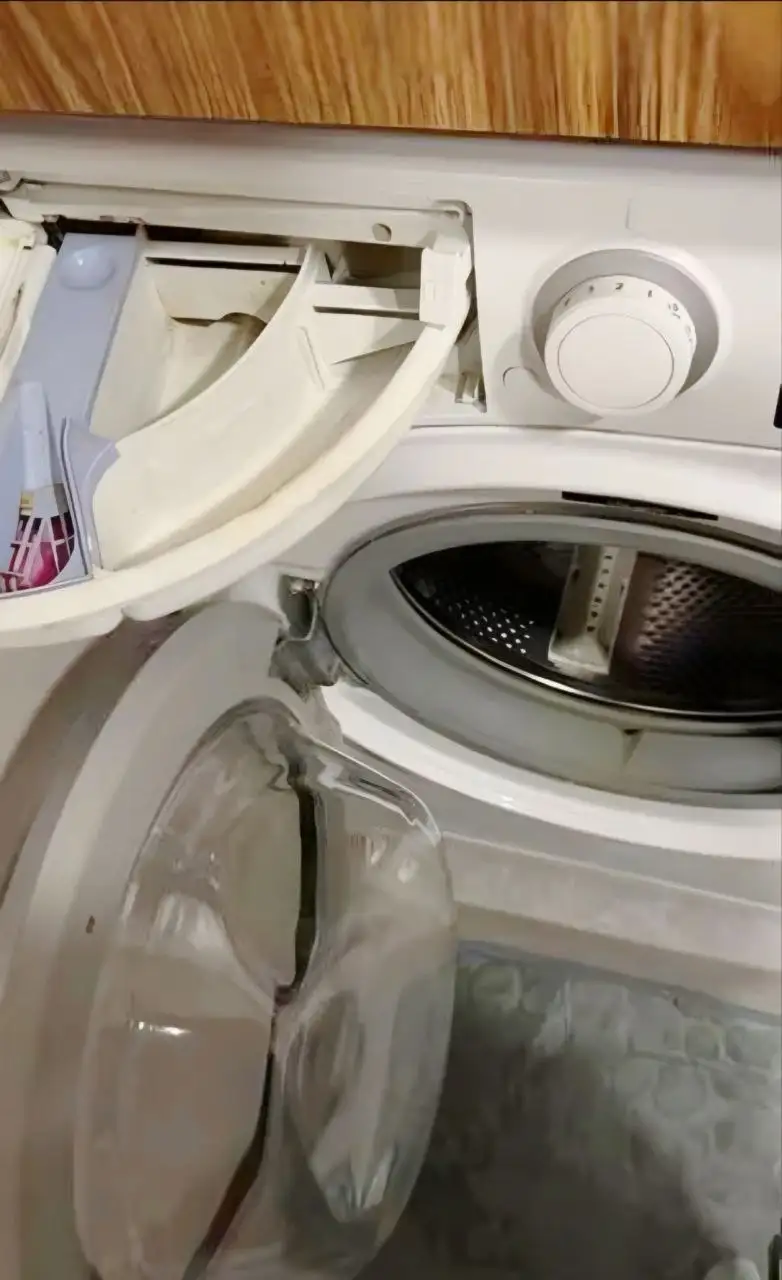Стиральная машина Hotpoint-Ariston - Стиральные машины (Для дома и дачи) в Самара