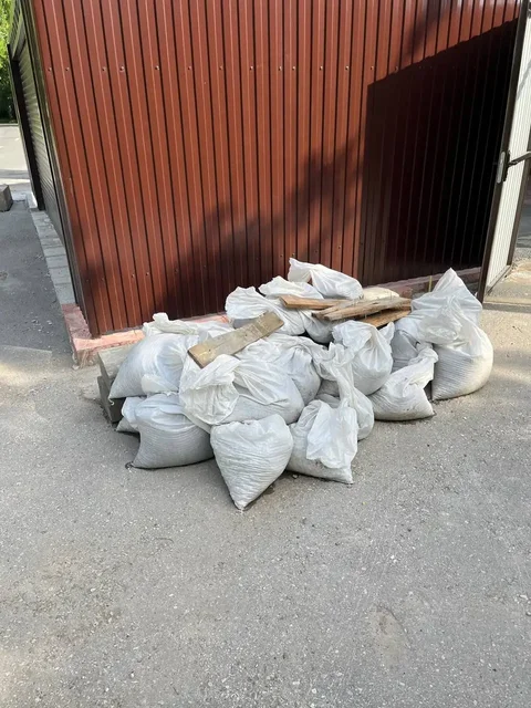 Бордюр, щебень, швеллер, арматура и доски - Стройматериалы в Самара