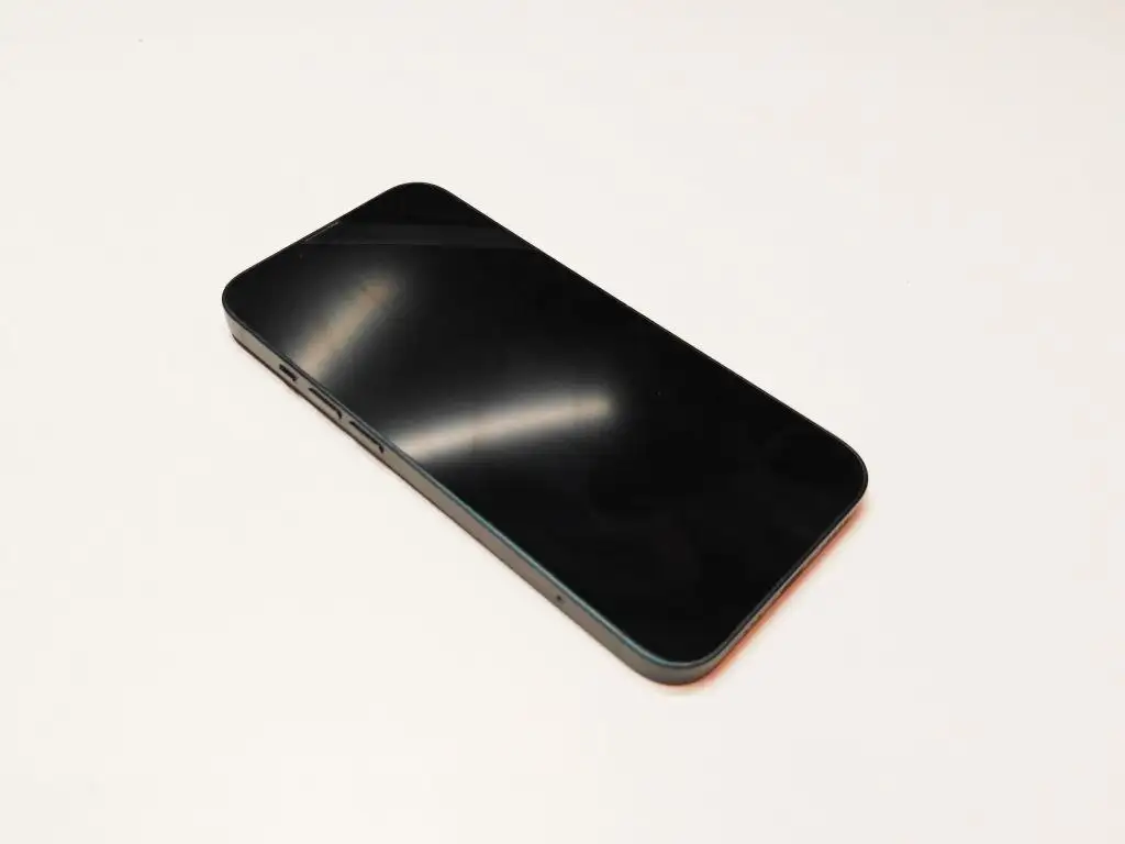 iPhone 13 128GB Midnight - Смартфоны (Электроника) в Самара