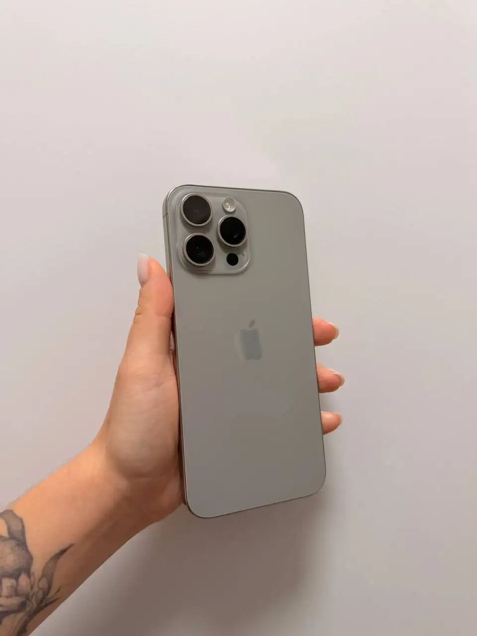 Продам iPhone 15 Pro Max - Мобильные телефоны (Электроника) в Самара