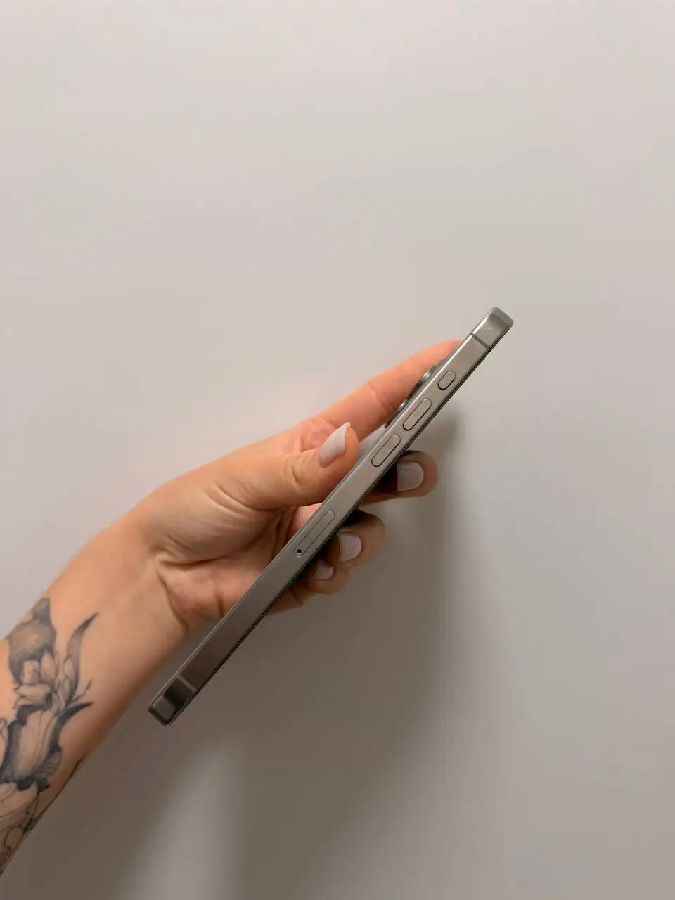 Продам iPhone 15 Pro Max - Мобильные телефоны (Электроника) в Самара