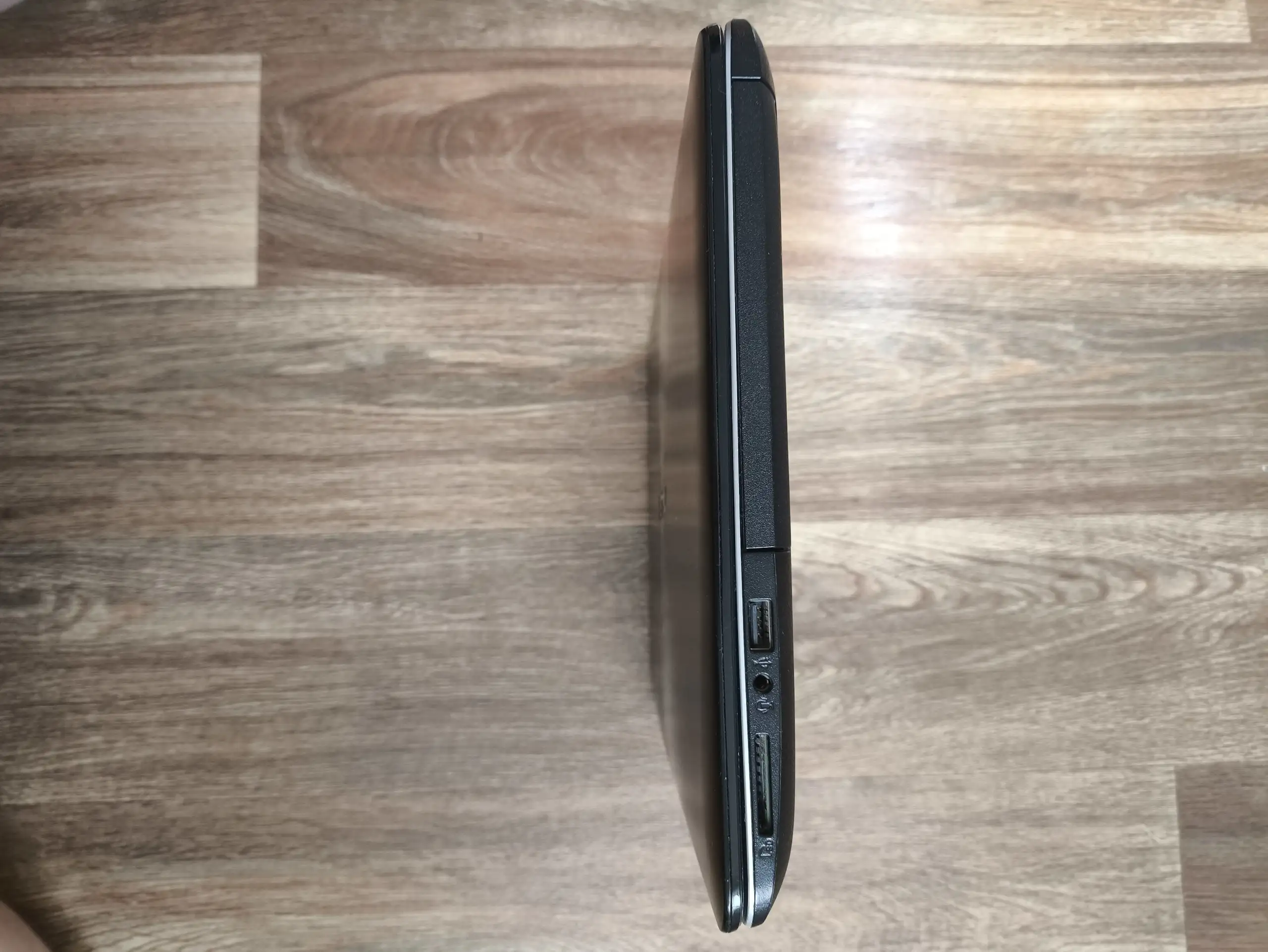 Ноутбук ASUS R556Q в хорошем состоянии - Ноутбуки (Электроника) в Самара