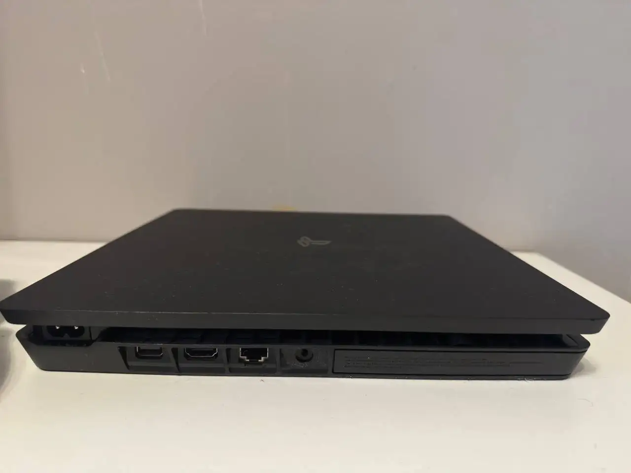 Продажа PS4 Slim с джойстиками и играми - Игровые приставки (Электроника) в Самара