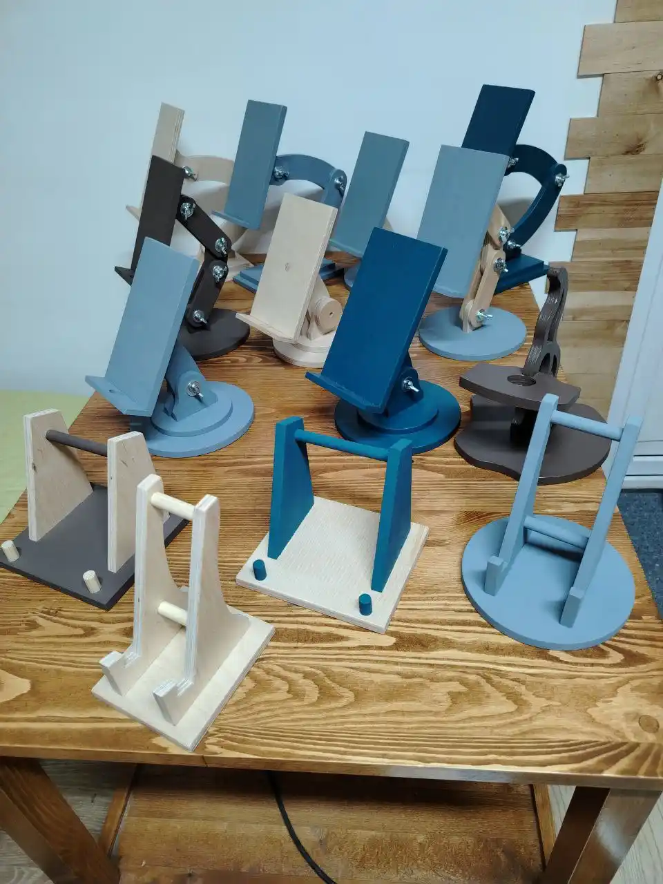 Подставка для телефона