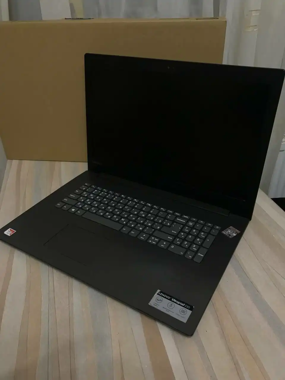 Продам ноутбук Lenovo Ideapad 320-17AST