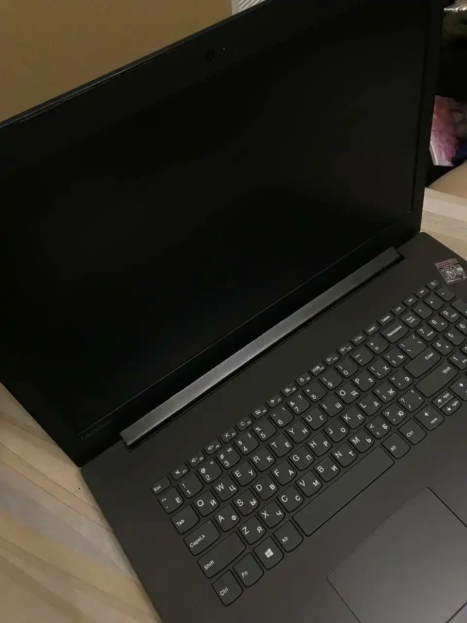 Продам ноутбук Lenovo Ideapad 320-17AST