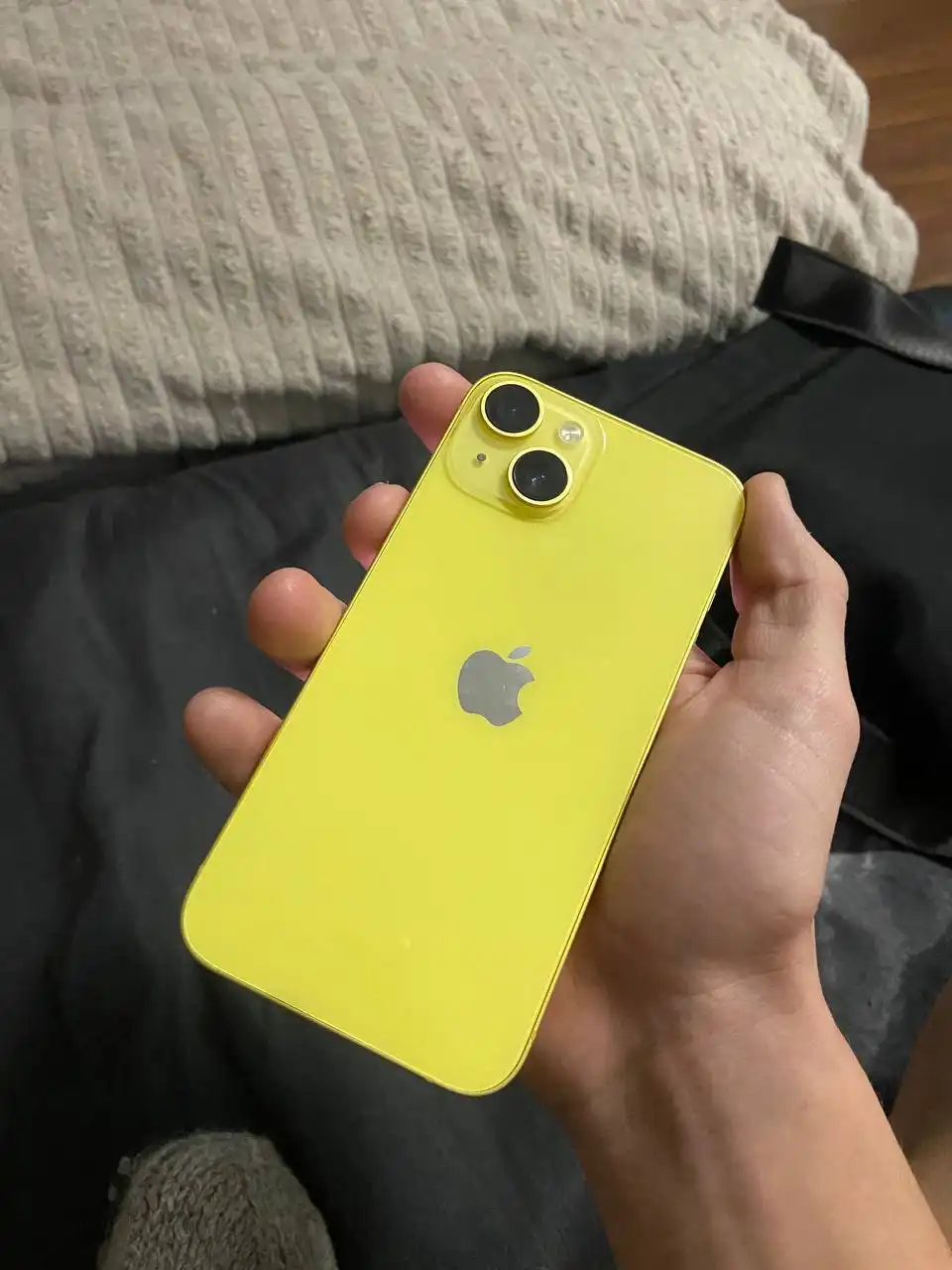 Продам или обменяю iPhone 14 и Samsung A56