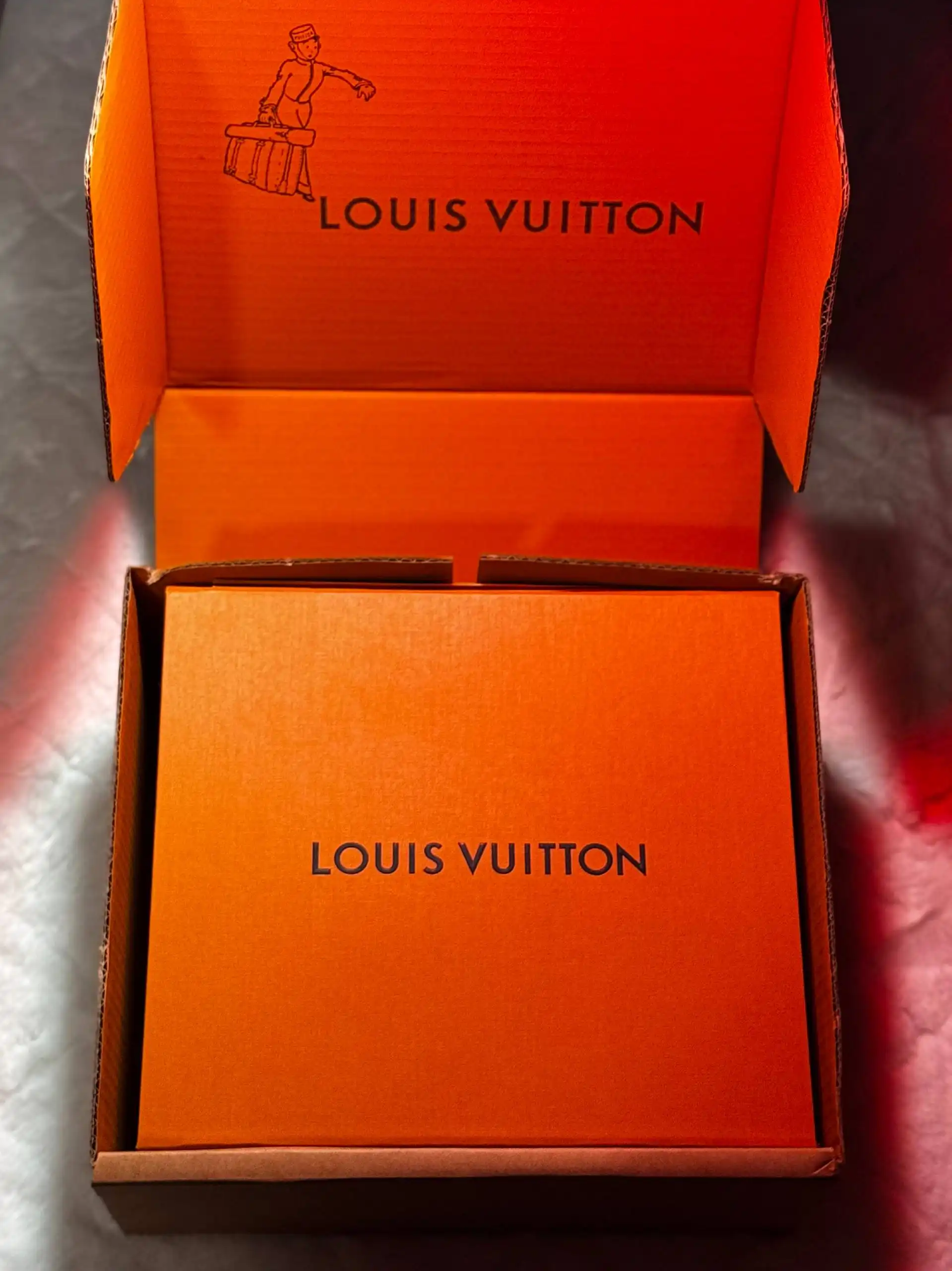 Продажа сумки Louis Vuitton Onthego