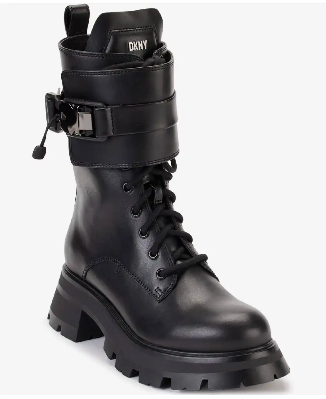 Продам новые ботинки DKNY