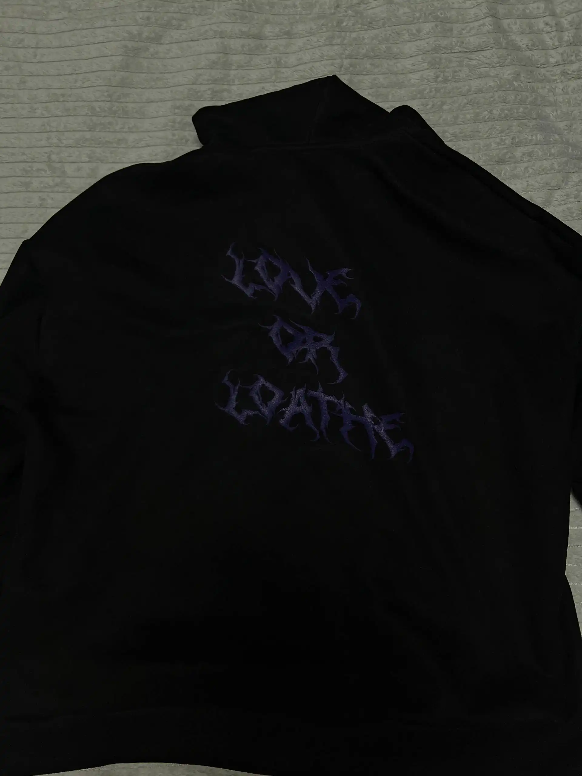 Продам зип худи XL в идеальном состоянии