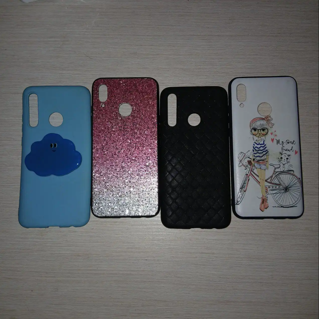 Продам чехлы на телефон Samsung a52, Honor 10 lite и айфоны