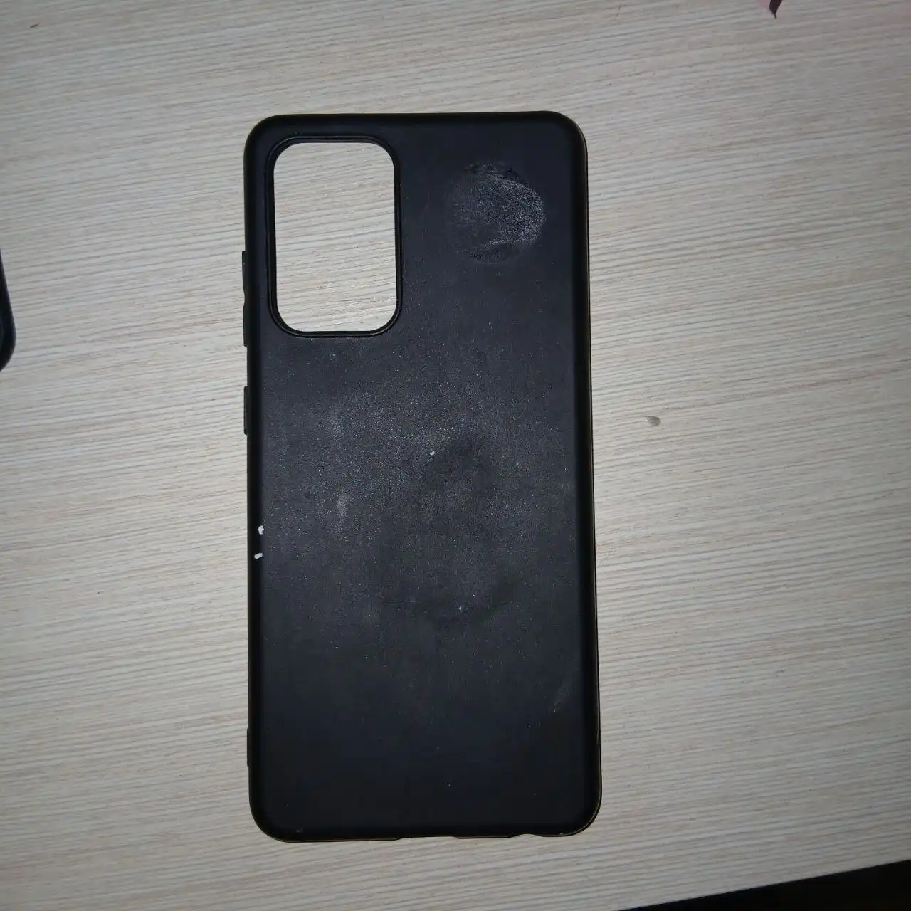 Продам чехлы на телефон Samsung a52, Honor 10 lite и айфоны