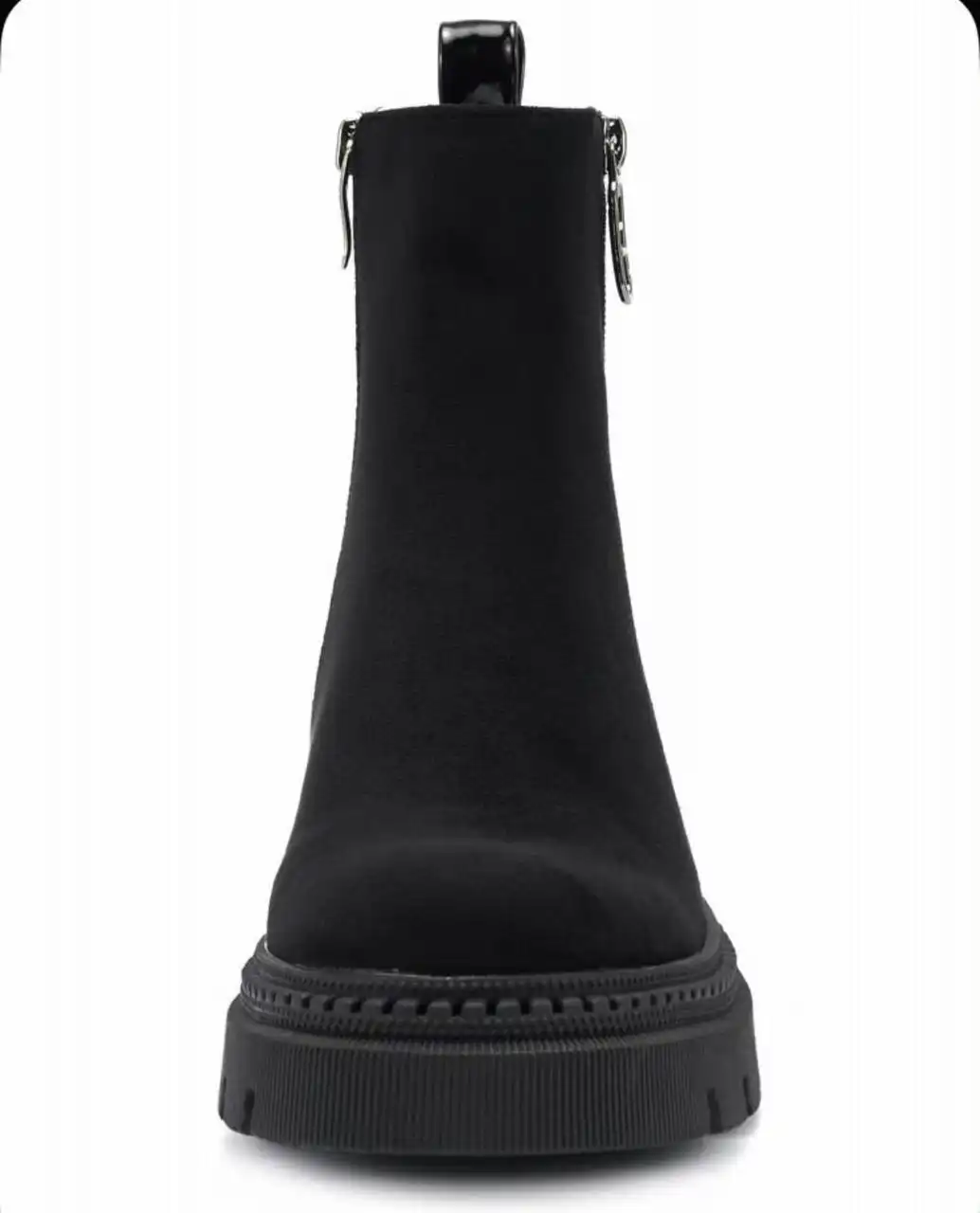 Продам женские ботинки демисезонные