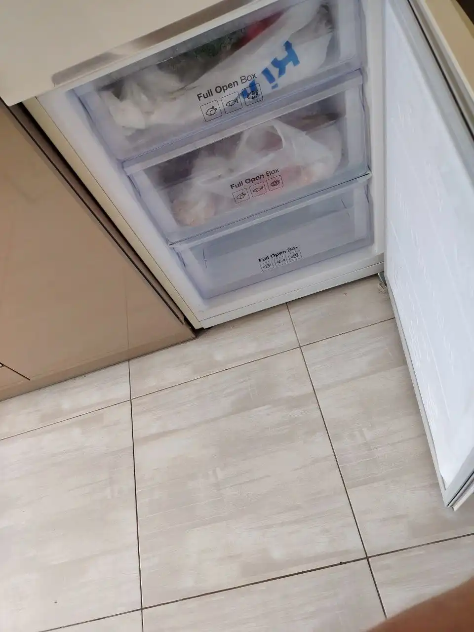 Продажа стиральной машинки и холодильника в Челябинске