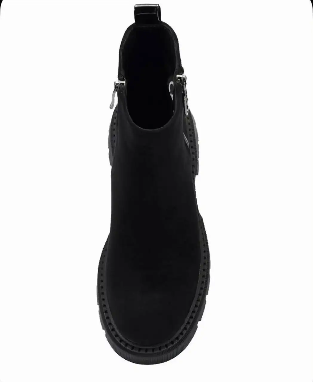 Продажа женских демисезонных ботинок