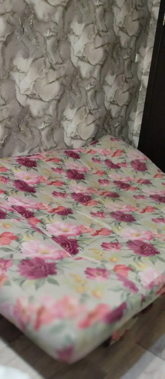 Диван в хорошем состоянии