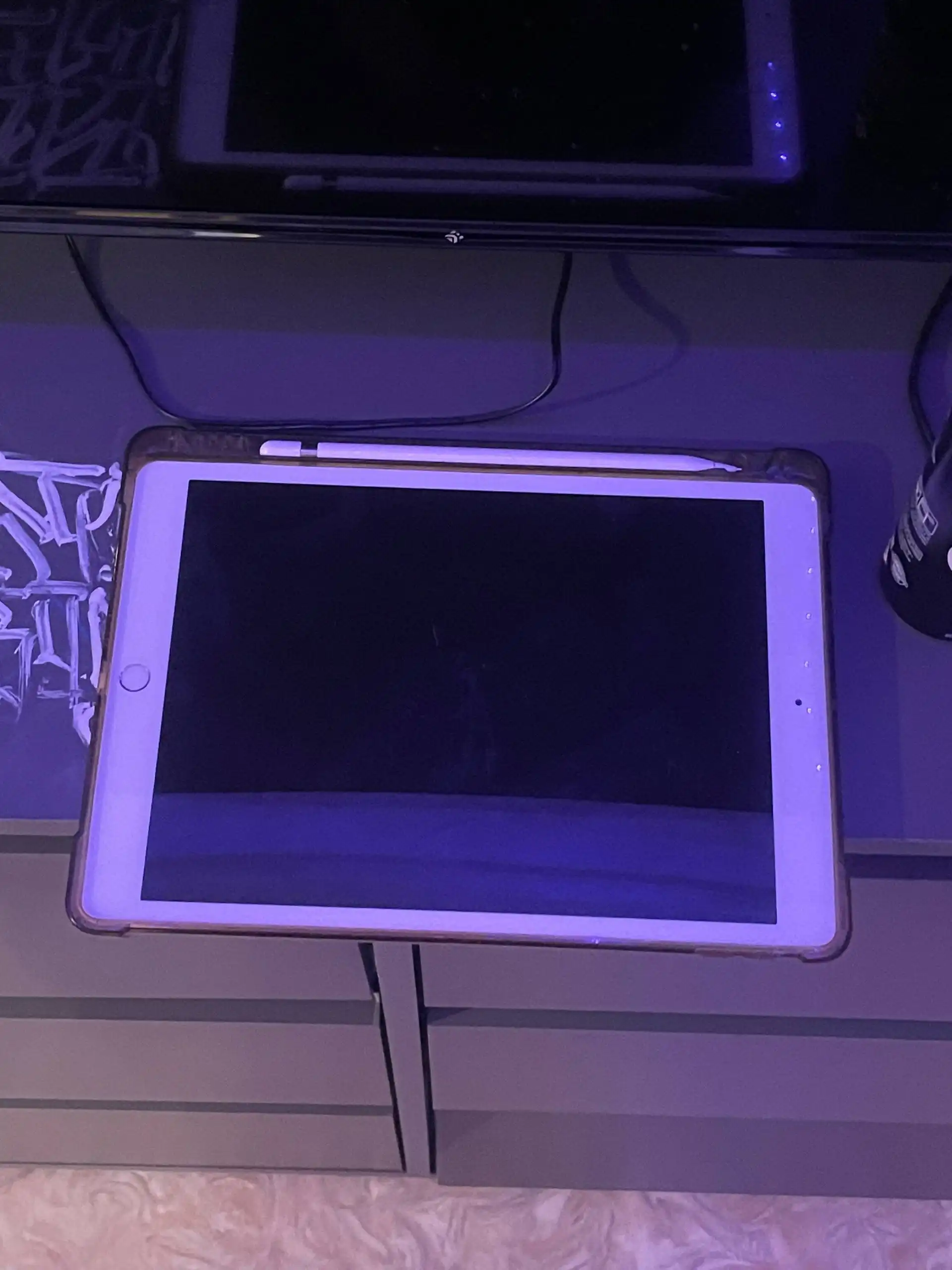 Айпад 7 поколения полностью исправен