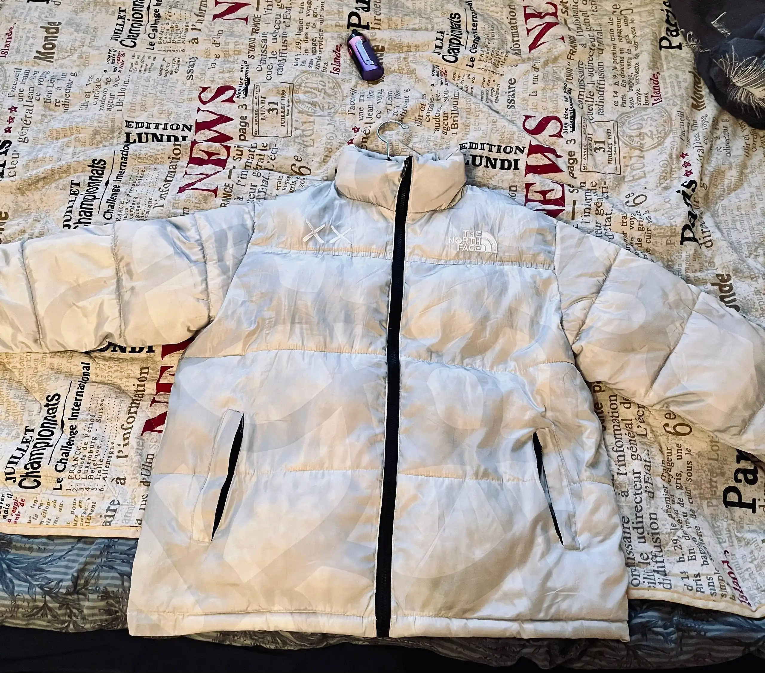 Продажа куртки TNF, штанов джогеров и спортивного костюма