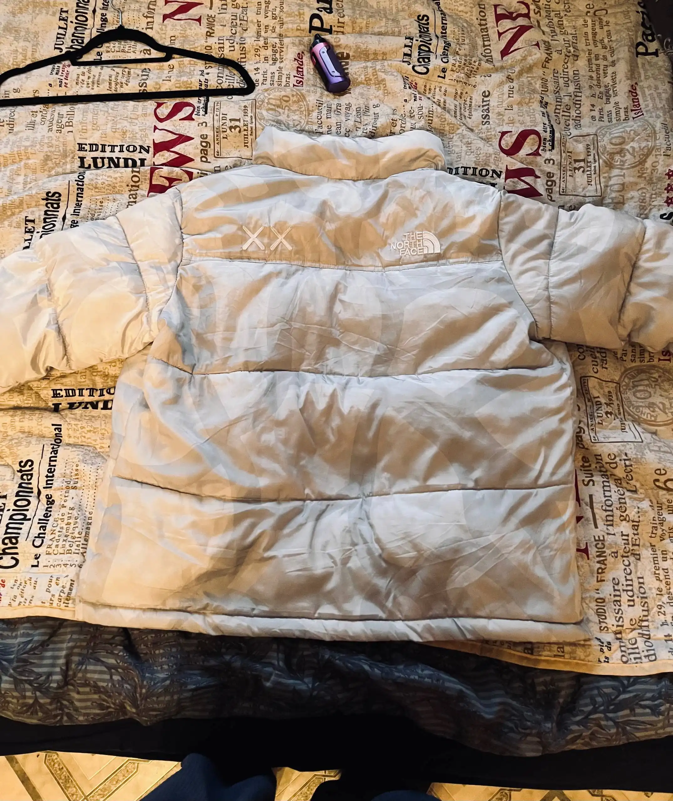 Продажа куртки TNF, штанов джогеров и спортивного костюма