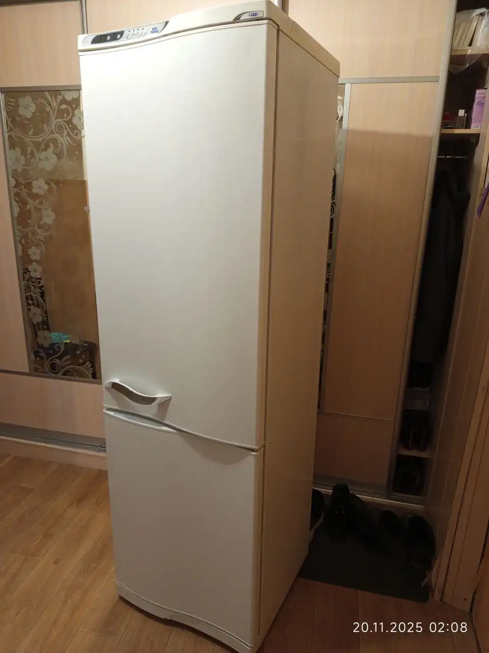 Холодильник Атлант в отличном состоянии