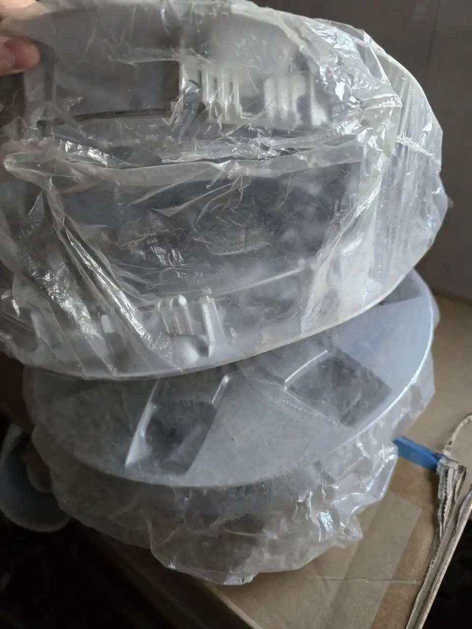 Колпаки на колеса R14 LADA