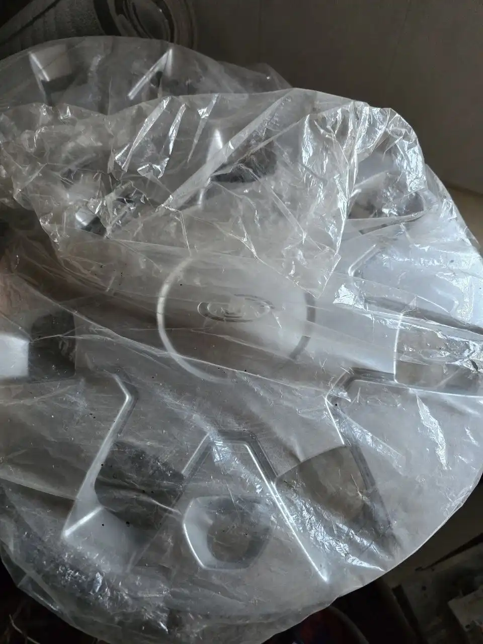 Колпаки на колеса R14 LADA