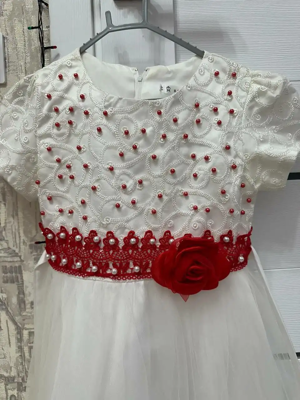 Продам шикарное платье