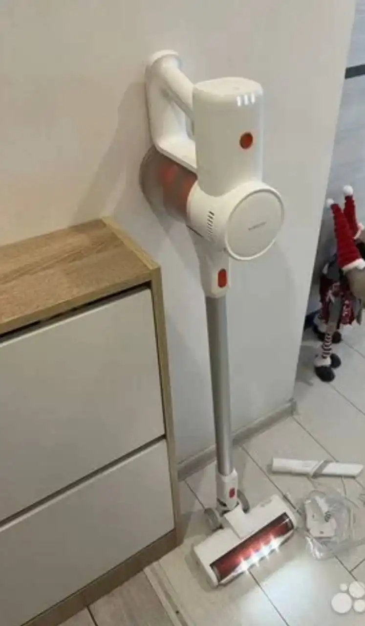 Продам вертикальный беспроводной пылесос Xiaomi G20 Lite