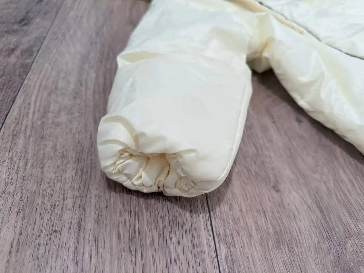 Новый бежевый демисезонный комбинезон 80 см - Детская одежда (Одежда) в Челябинск