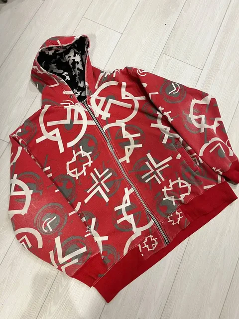 Куртка Зипка НН с дефектами - Маникюр в Челябинск