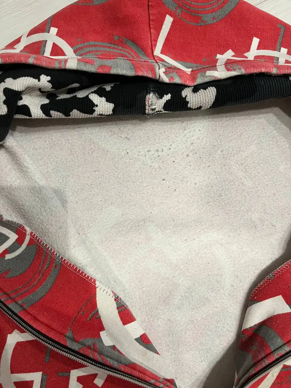 Куртка Зипка НН с дефектами - Верхняя одежда (Одежда) в Челябинск