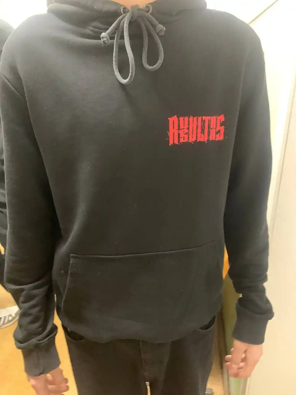 Продам или обменяю кофту Russaultra - Одежда в Челябинск