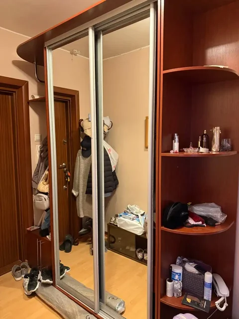 Отдам даром шкафы, тумбочки, телевизор - Вейп-товары в Челябинск