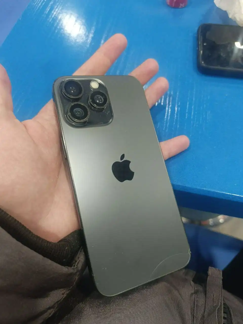 Айфон 15 про макс с заменой дисплея - Смартфоны (Электроника) в Челябинск