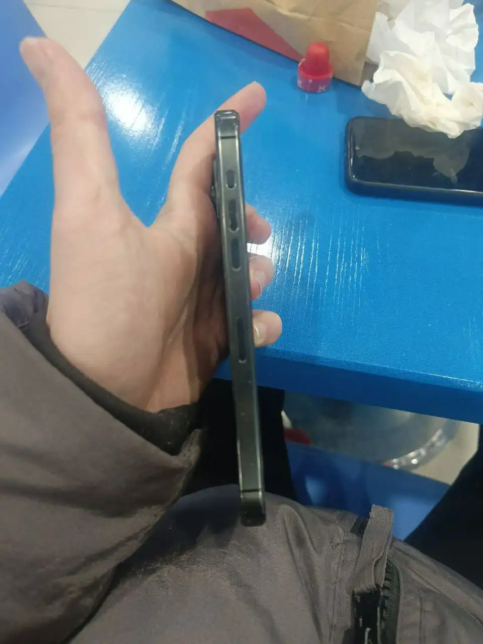 Айфон 15 про макс с заменой дисплея - Смартфоны (Электроника) в Челябинск