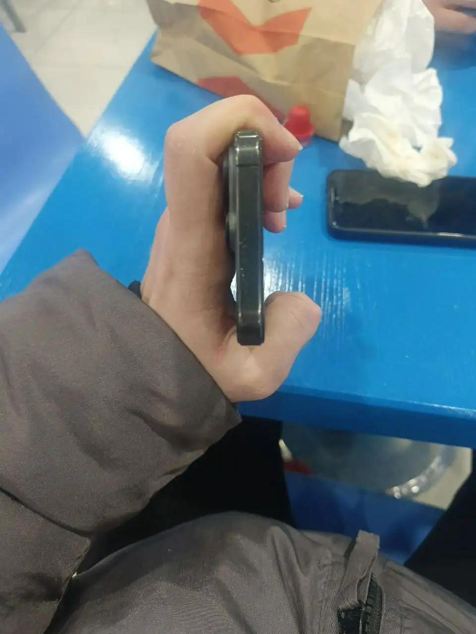 Айфон 15 про макс с заменой дисплея - Смартфоны (Электроника) в Челябинск