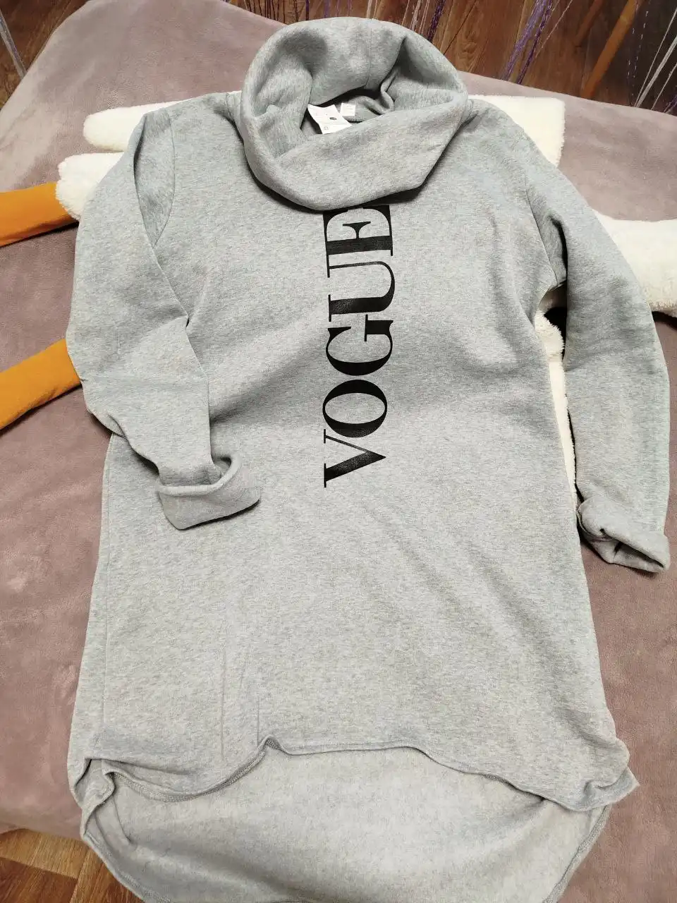 Продам платье-тунику, новая - Платья (Одежда) в Челябинск