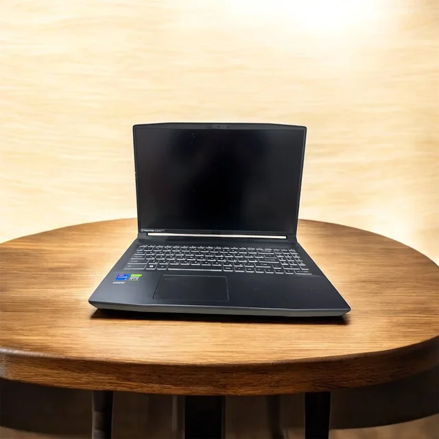 Игровой ноутбук MSI Creator M16 - VR-очки в Челябинск