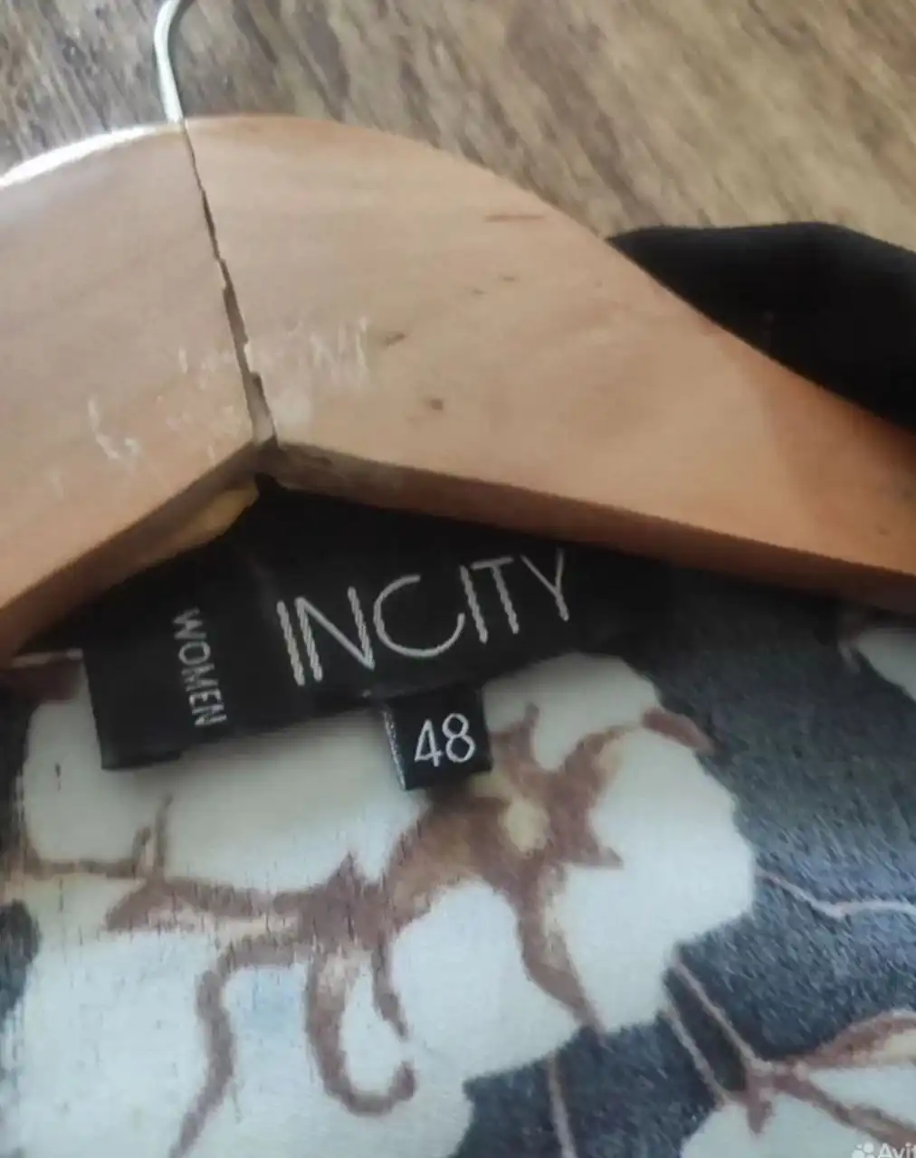 Платье бу в отличном состоянии - Женская одежда (Одежда) в Челябинск