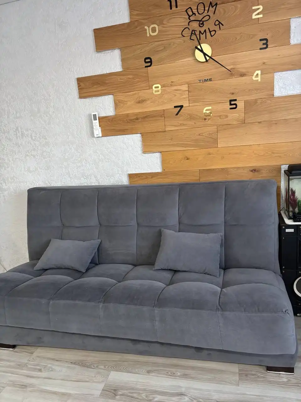 Продам диван с согнутым железным механизмом - Мебель (Барахолка) в Челябинск