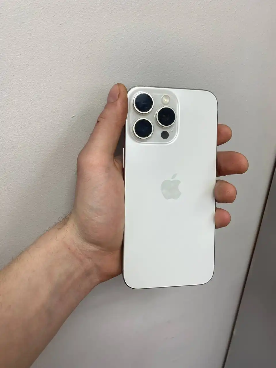 Продам iPhone 15 Pro Max 256 GB - Смартфоны (Электроника) в Челябинск