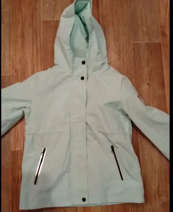 Куртка для девочки размер 140 - Детская одежда (Одежда) в Челябинск