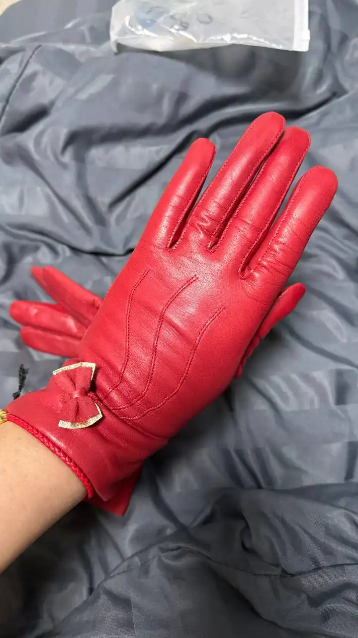 Продам новые перчатки из натуральной кожи Италия - Аксессуары (Одежда) в Челябинск