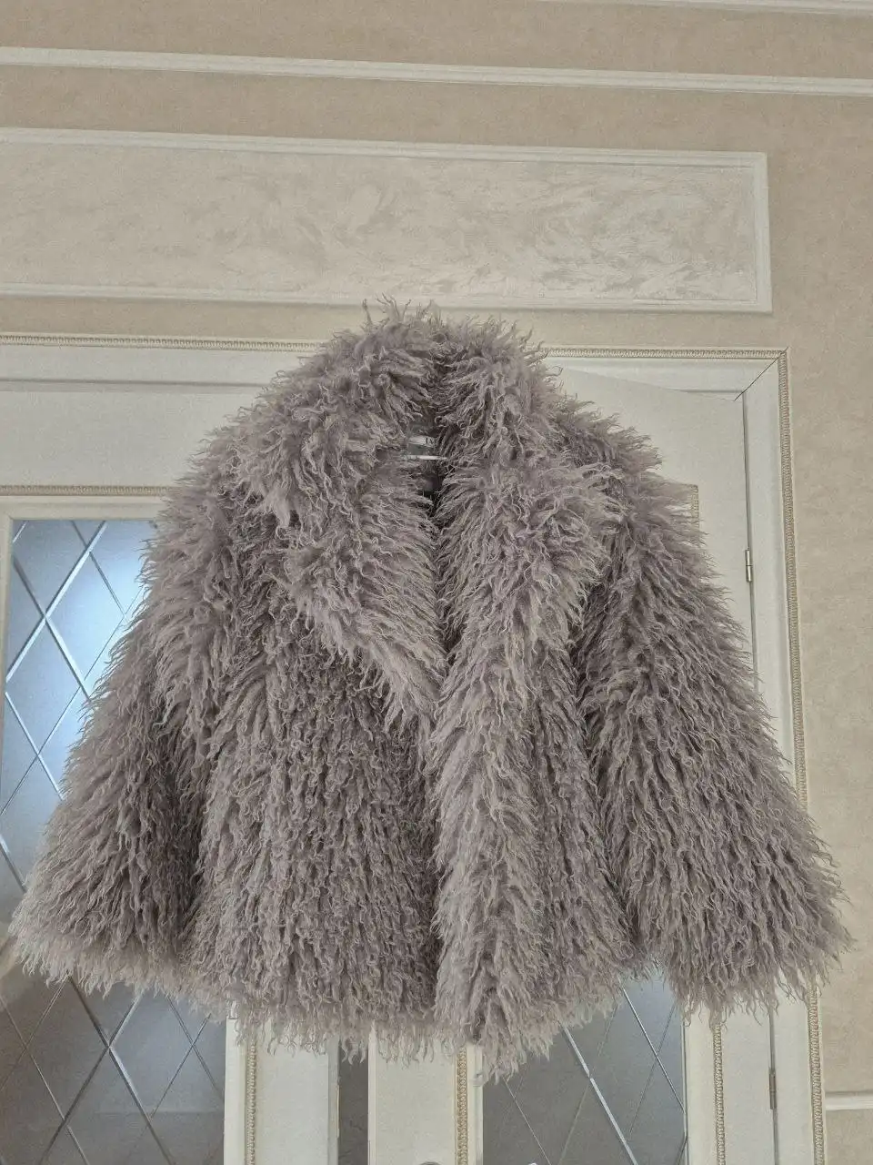 Продам новую утепленную шубку - Верхняя одежда (Одежда) в Челябинск
