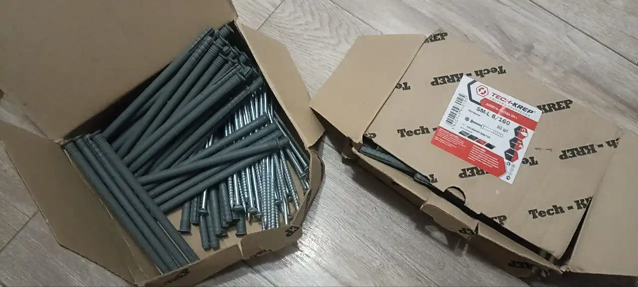 Продажа саморезов и дюбель-гвоздей - Строительные материалы (Барахолка) в Челябинск