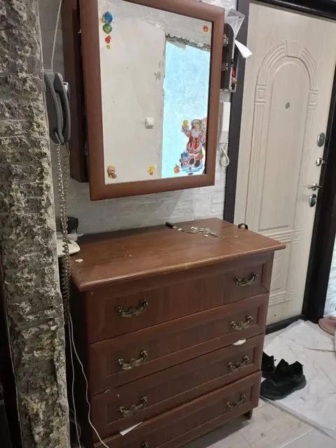 Продам комод с зеркалом - Вейп-товары в Челябинск