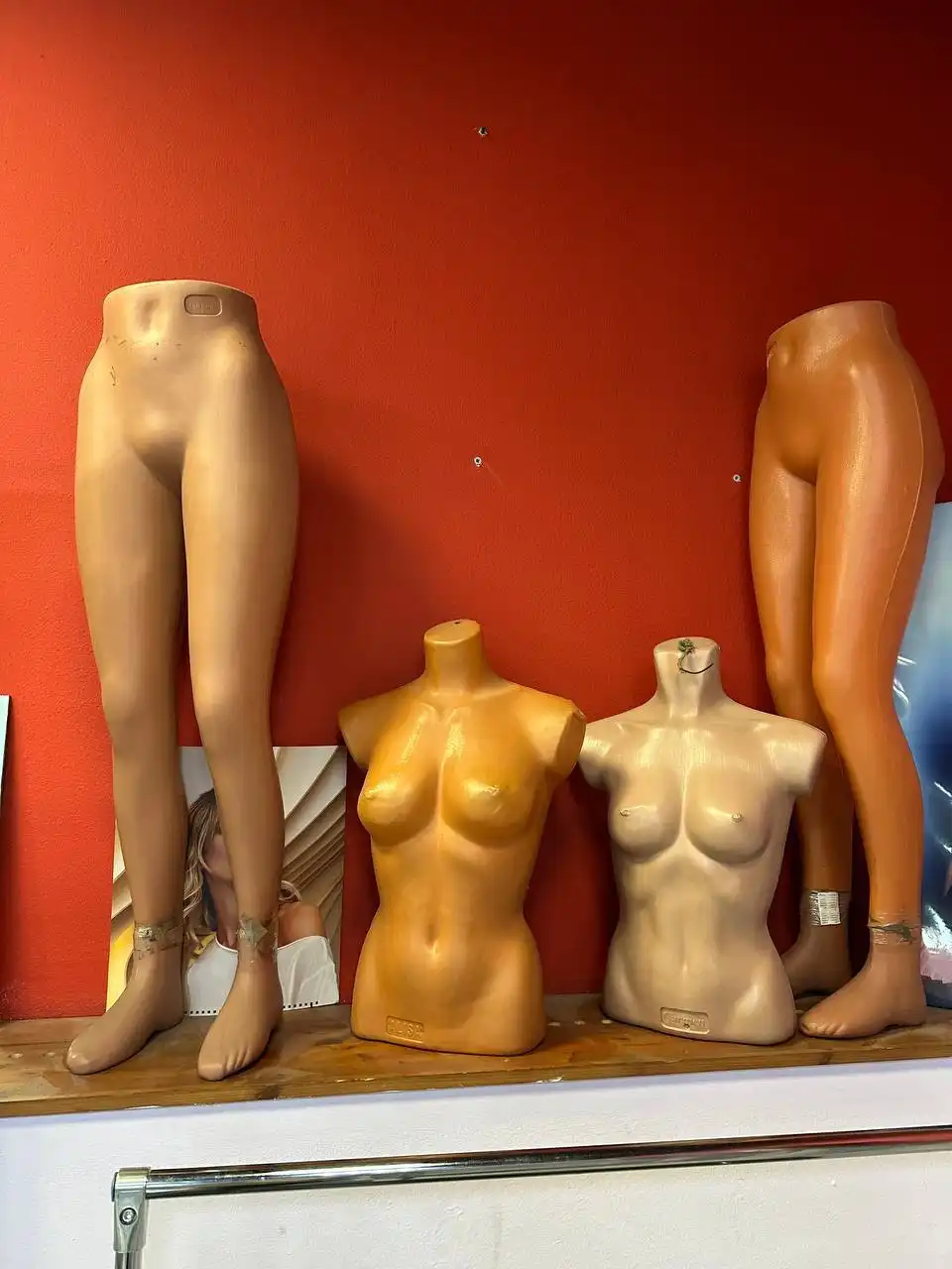 Маникен по 100 руб - Маникен (Барахолка) в Челябинск